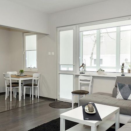 Cosy And Modern 1Bd Flat Near The City Centre By Flat Mаnager فارنا المظهر الخارجي الصورة